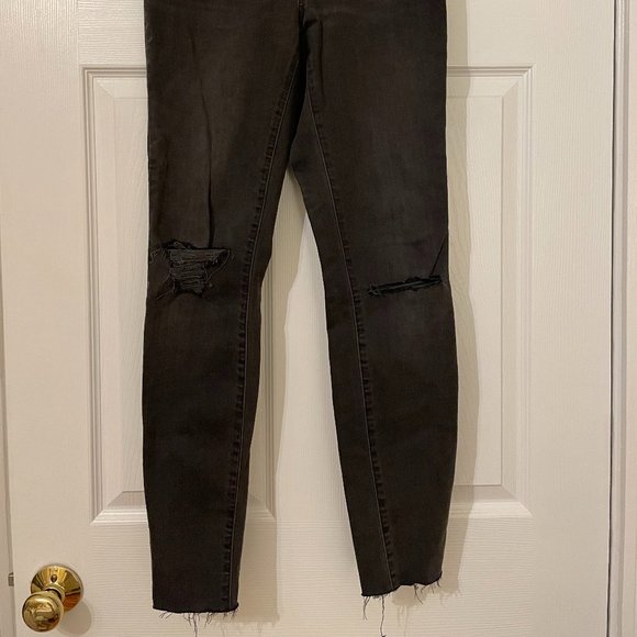 Madewell High Rise Black Skinny Jeans - Picture 2 of 4